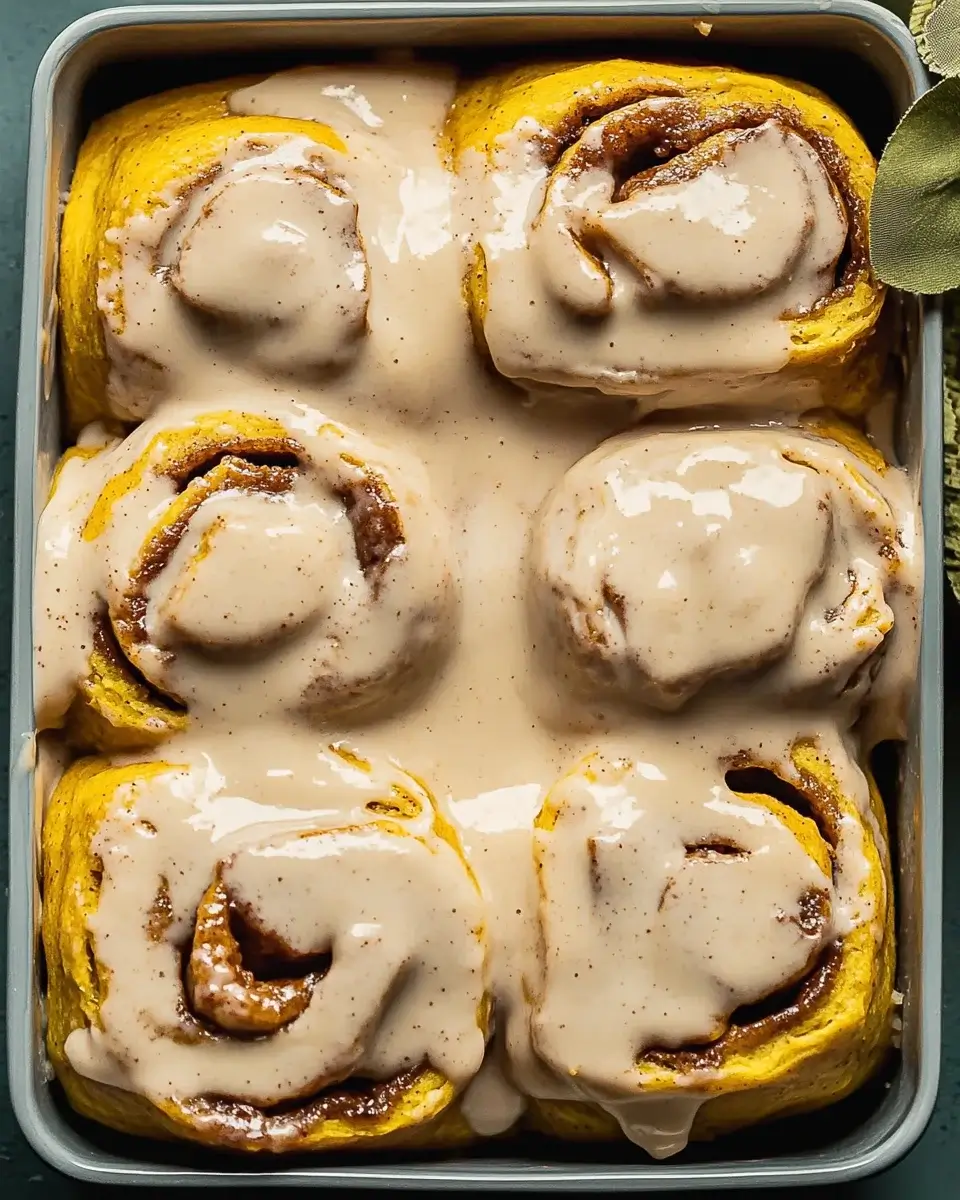 Pumpkin Chai Cinnamon Rolls: Bake Irresistible Treats!